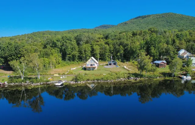$699,000 | 113 Renfrew Lane, Concord, VT 05858
