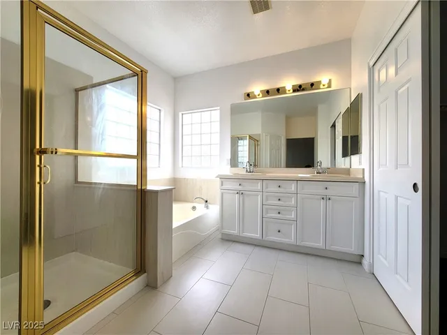 $2,500 | 9844 Sedona Shrine Avenue, Las Vegas, NV 89148