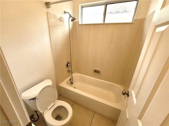 $2,500 | 9844 Sedona Shrine Avenue, Las Vegas, NV 89148