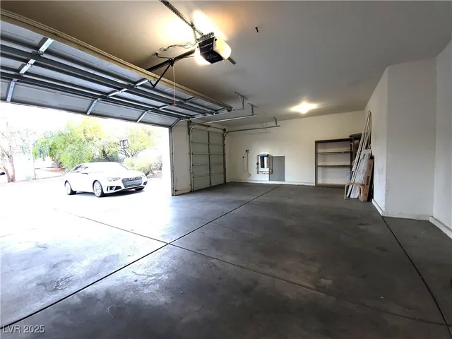 $2,500 | 9844 Sedona Shrine Avenue, Las Vegas, NV 89148