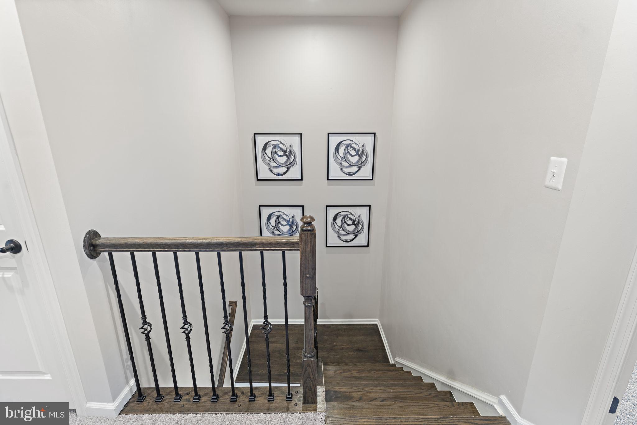 17922 Spotted Oak Road Dumfries, VA 22026 - Photo 32 of 62 Stairs & Landing from Upper Level