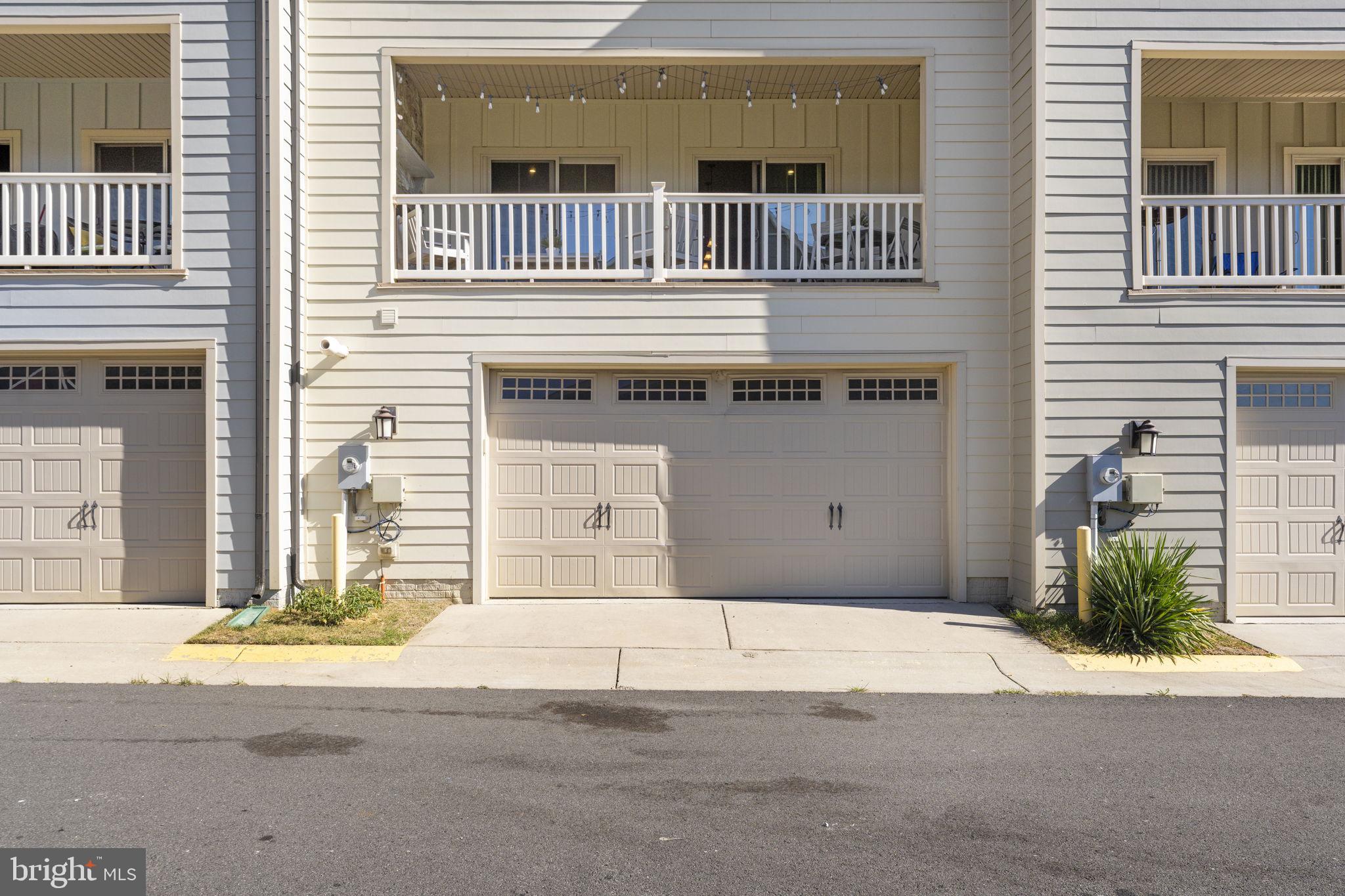 17922 Spotted Oak Road Dumfries, VA 22026 - Photo 40 of 62 Exterior View w/Spacious Two Car Garage