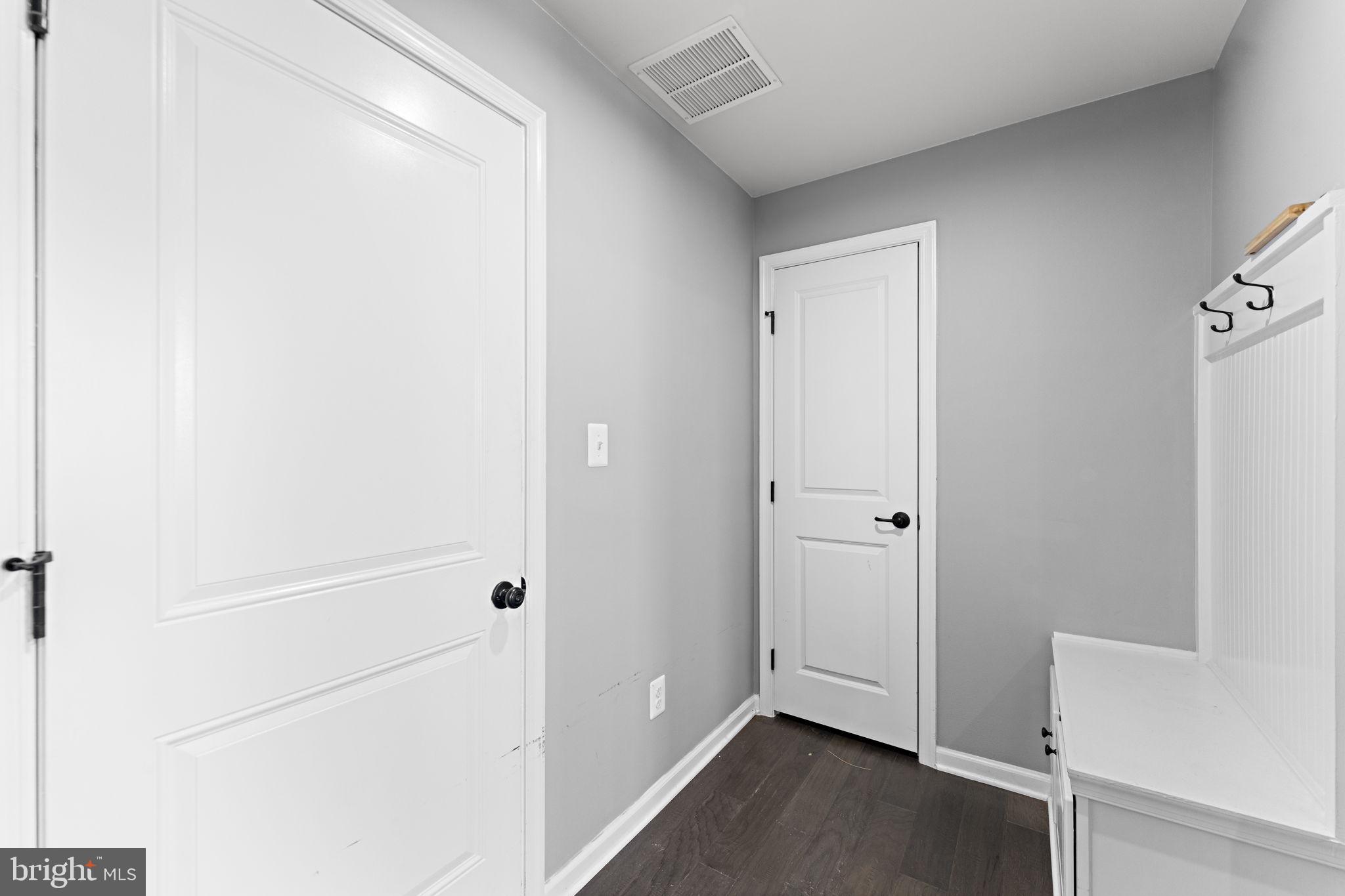 17922 Spotted Oak Road Dumfries, VA 22026 - Photo 10 of 62 Lower Level Garage Entrance/MudRoom w/Bench