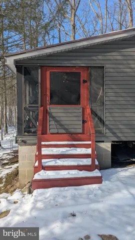 a view of outdoor space parking and garden