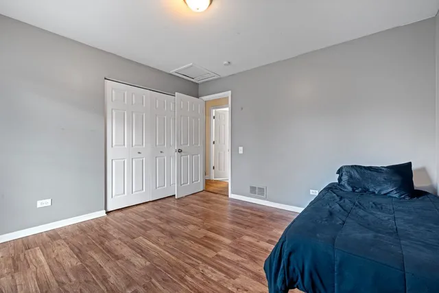 $345,000 | 1551 Glacier Parkway, Algonquin, IL 60102