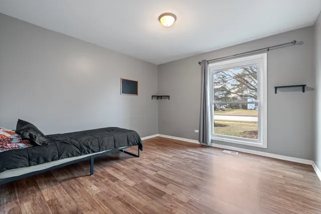 $345,000 | 1551 Glacier Parkway, Algonquin, IL 60102