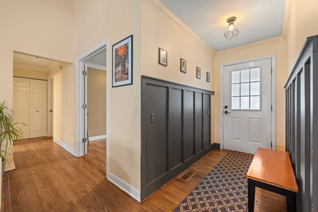 $345,000 | 1551 Glacier Parkway, Algonquin, IL 60102