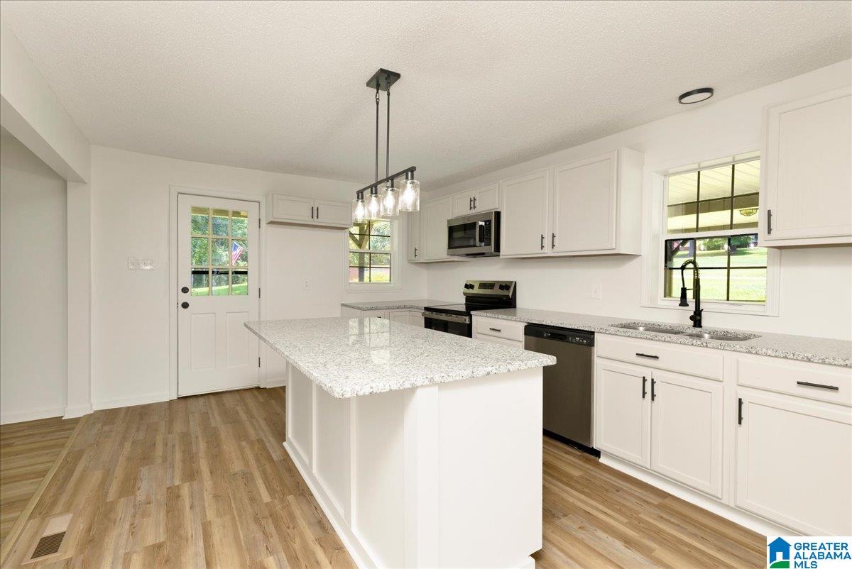 4206 Wilson Road Pinson, AL 35126 - Photo 10 of 25 Gallery Image 10