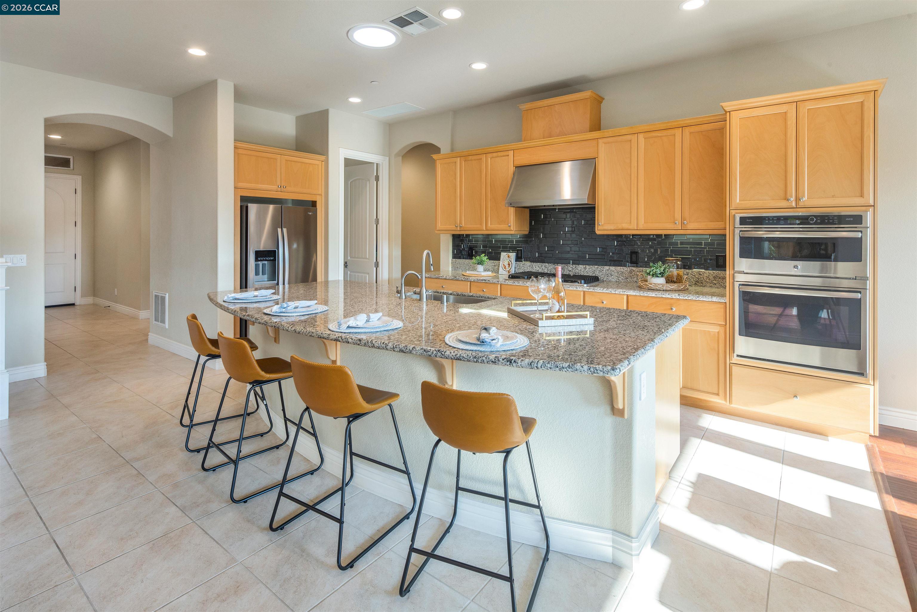 2090 Rioja Way Brentwood, CA 94513 - Photo 3 of 49