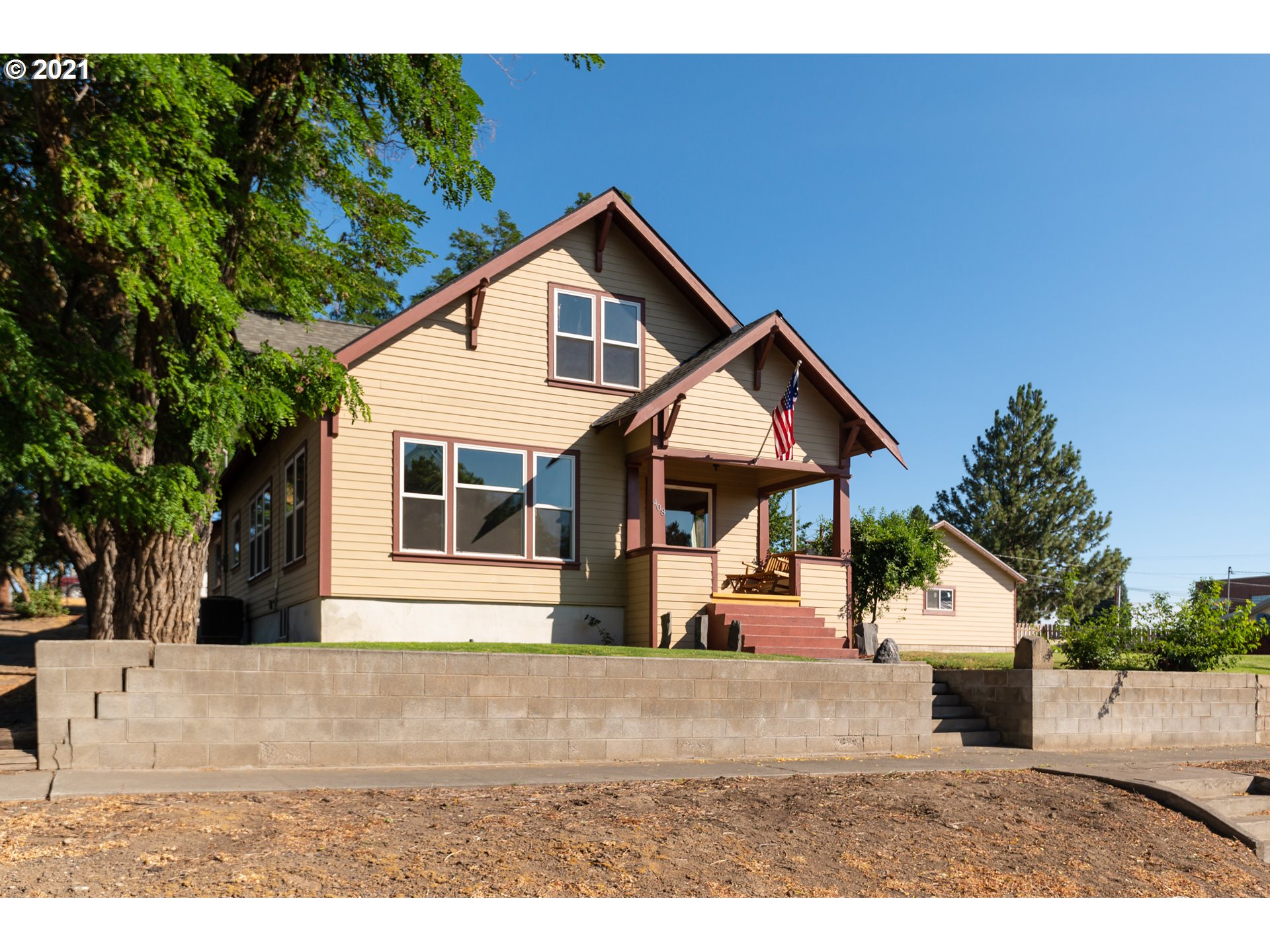 408 Court Street Moro, OR 97039 - Photo 2 of 32 Gallery Image 2