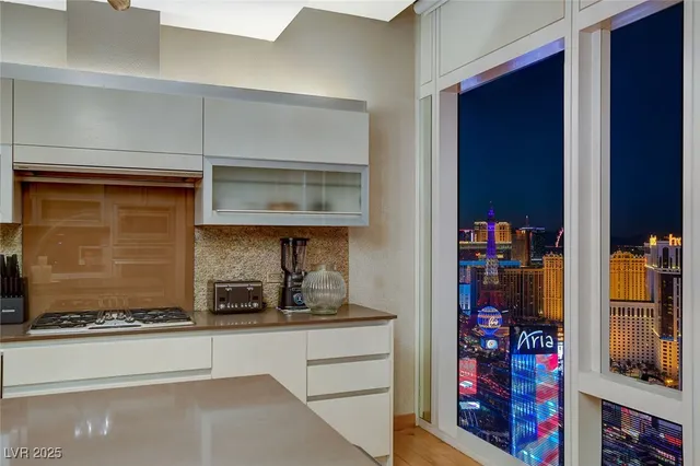 $17,000 | 3750 South Las Vegas Boulevard, Unit 3308, Las Vegas, NV 89158