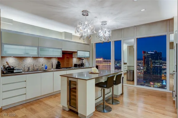 $17,000 | 3750 South Las Vegas Boulevard, Unit 3308, Las Vegas, NV 89158