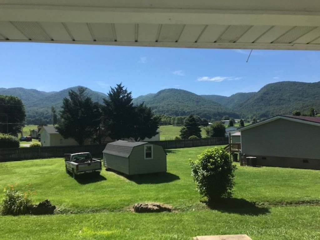 291 Berry Hill Road Elizabethton, TN 37643 - Photo 14 of 15 Photo 14