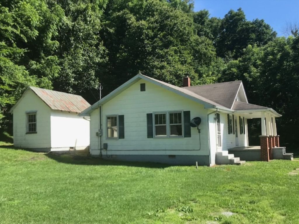 291 Berry Hill Road Elizabethton, TN 37643 - Photo 10 of 15 Photo 10