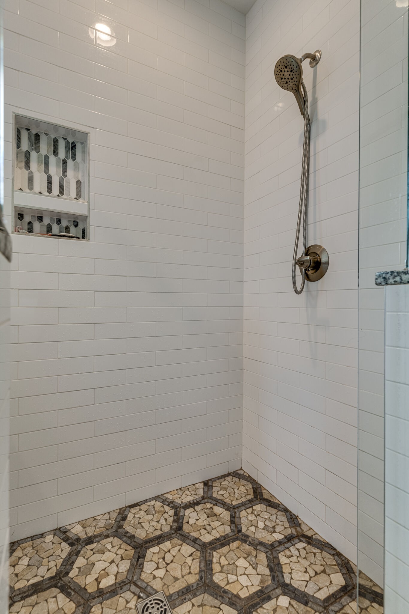 2754 Union Road White House, TN 37188 - Photo 15 of 33 a bathroom with a shower