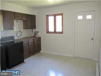 11 Wilbert Street Pemberton, NJ 08068 - Photo 10 of 12 Kitchen