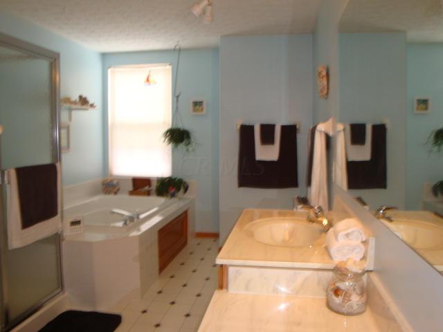 8015 Rodebaugh Road Reynoldsburg, OH 43068 - Photo 13 of 26 Gallery Image 13