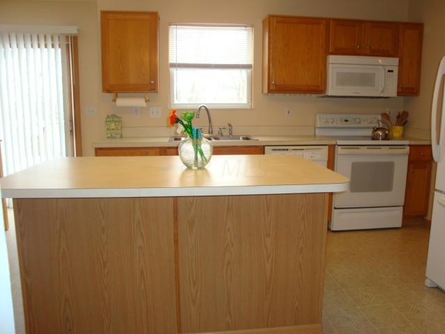 8015 Rodebaugh Road Reynoldsburg, OH 43068 - Photo 2 of 26 Gallery Image 2