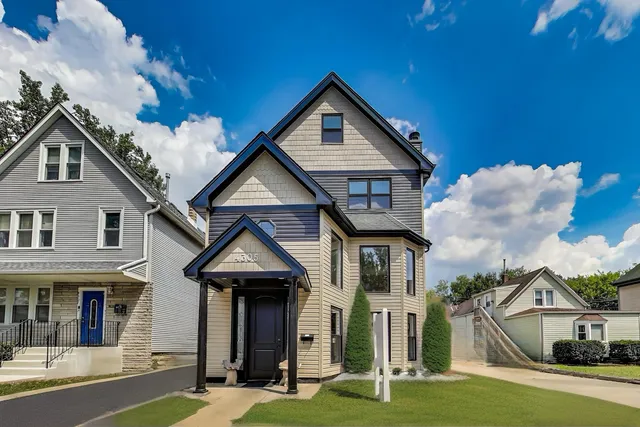 $825,000 | 4305 North Mobile Avenue, Chicago, IL 60634