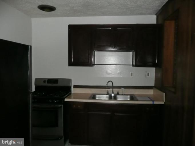 2005 Hayden Road Hyattsville, MD 20782 - Photo 4 of 12 Kitchen