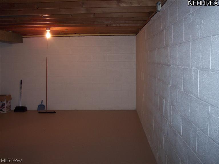 13437 Sheldon Road Cleveland, OH 44130 - Photo 15 of 17 Gallery Image 15