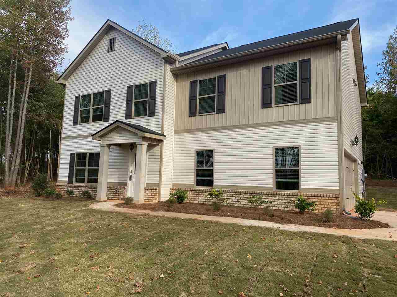 1174 Inman Road Wellford, SC 29385 - Photo 2 of 14