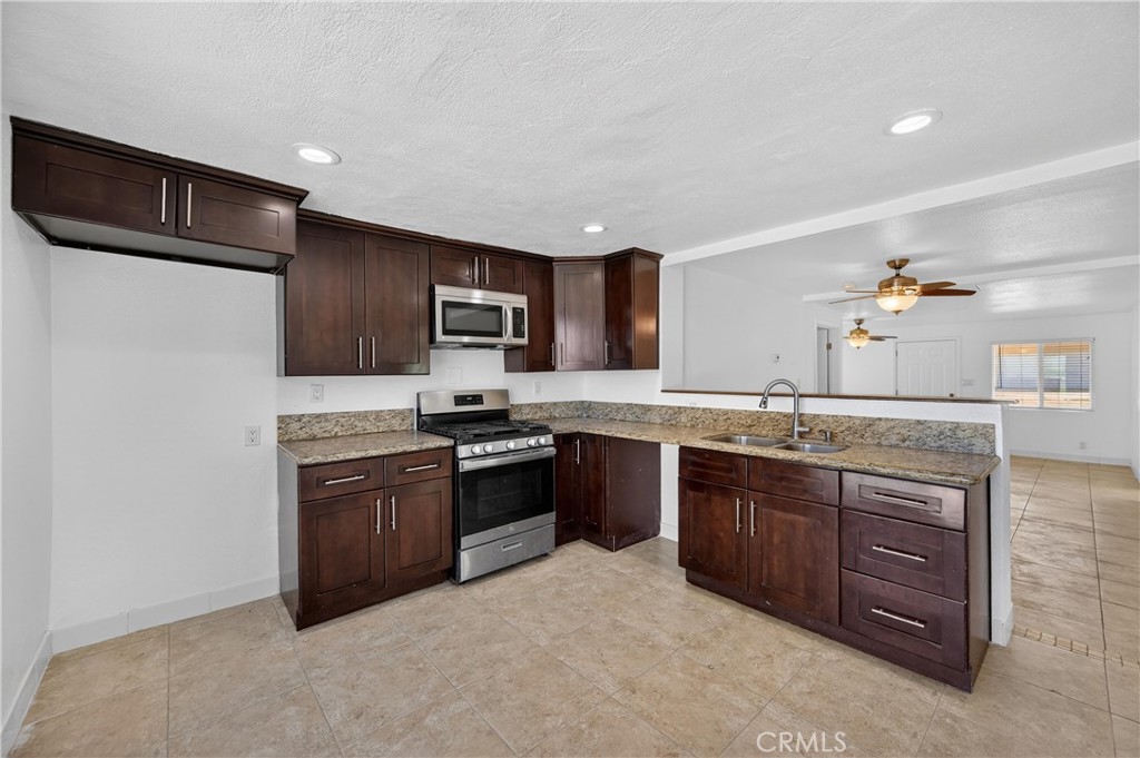 475 Transit Avenue Riverside, CA 92507 - Photo 15 of 34
