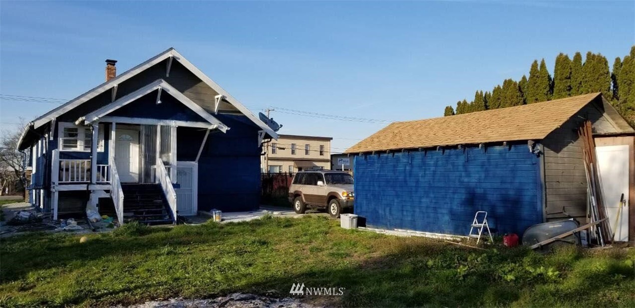 205 South Tobin Street Renton, WA 98057 - Photo 3 of 25