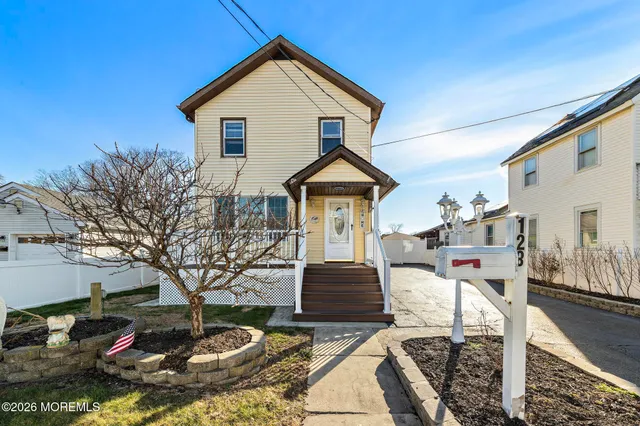 $599,000 | 128 Sampson Place, Long Branch, NJ 07740