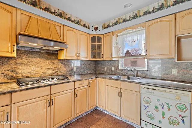 $599,000 | 128 Sampson Place, Long Branch, NJ 07740