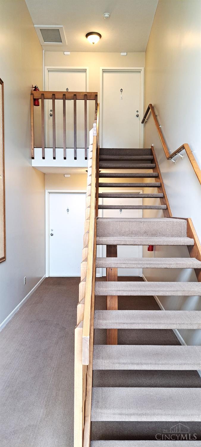 5644 Bridgetown Road Cincinnati, OH 45248 - Photo 18 of 27
