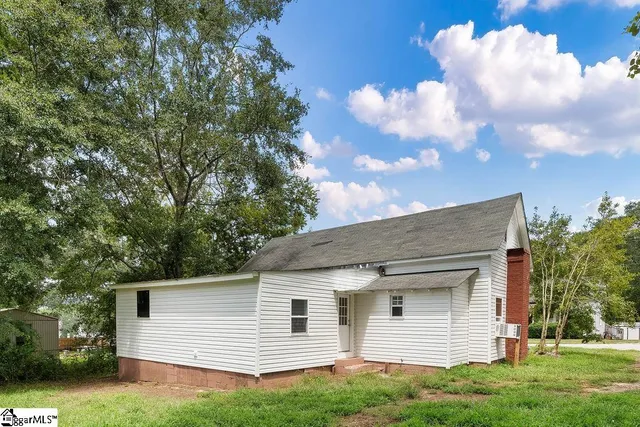 $125,000 | 151 Ranch Road, Laurens, SC 29360