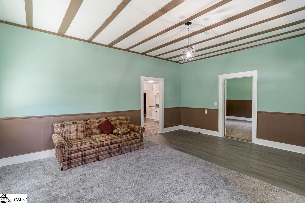 151 Ranch Road Laurens, SC 29360 - Photo 2 of 21