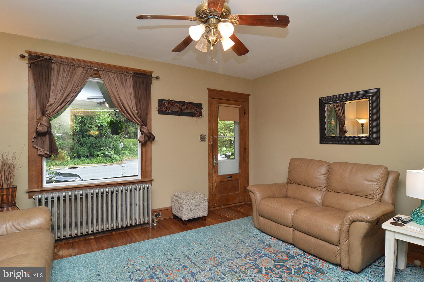 514 Elsie Street Reading, PA 19607 - Photo 4 of 30 Gallery Image 4