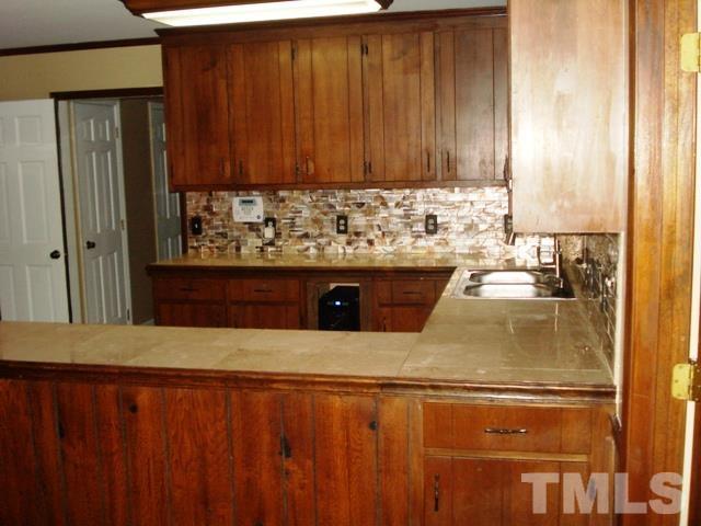 2302 Thunder Road Durham, NC 27712 - Photo 5 of 17 Gallery Image 5