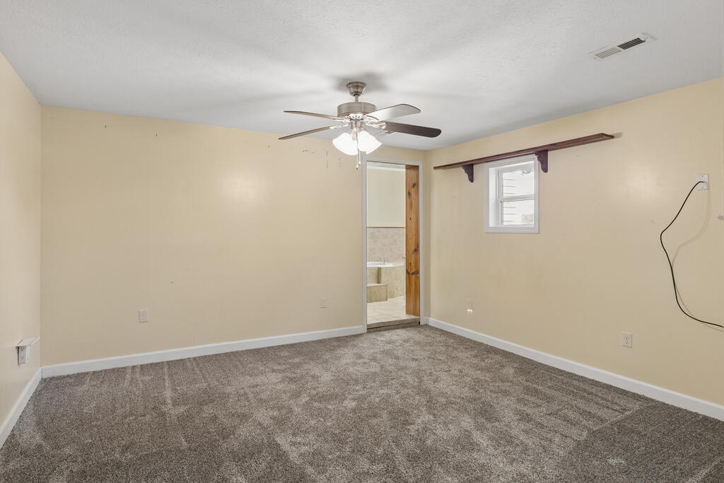 1555 Stagecoach Road Hanson, KY 42413 - Photo 32 of 54 Gallery Image 32