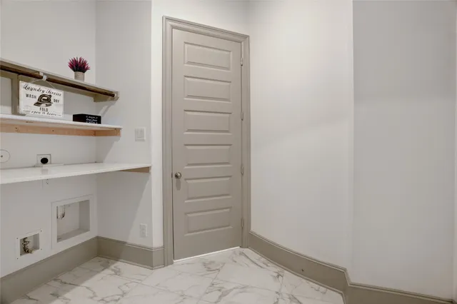 a view of a walk in closet