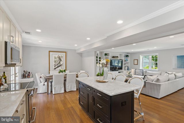 $1,156,000 | 6663 Fairfax Road, Unit 93, Chevy Chase, MD 20815