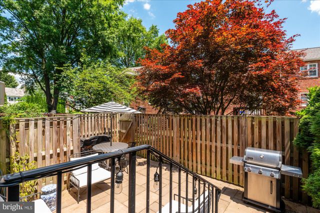 $1,156,000 | 6663 Fairfax Road, Unit 93, Chevy Chase, MD 20815