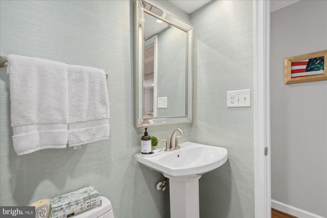 $1,156,000 | 6663 Fairfax Road, Unit 93, Chevy Chase, MD 20815