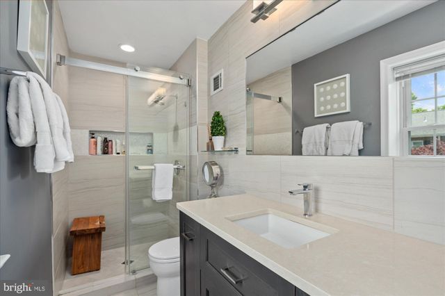 $1,156,000 | 6663 Fairfax Road, Unit 93, Chevy Chase, MD 20815