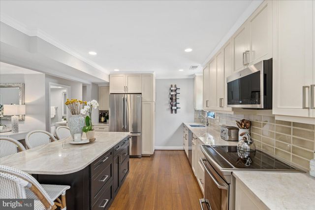 $1,156,000 | 6663 Fairfax Road, Unit 93, Chevy Chase, MD 20815