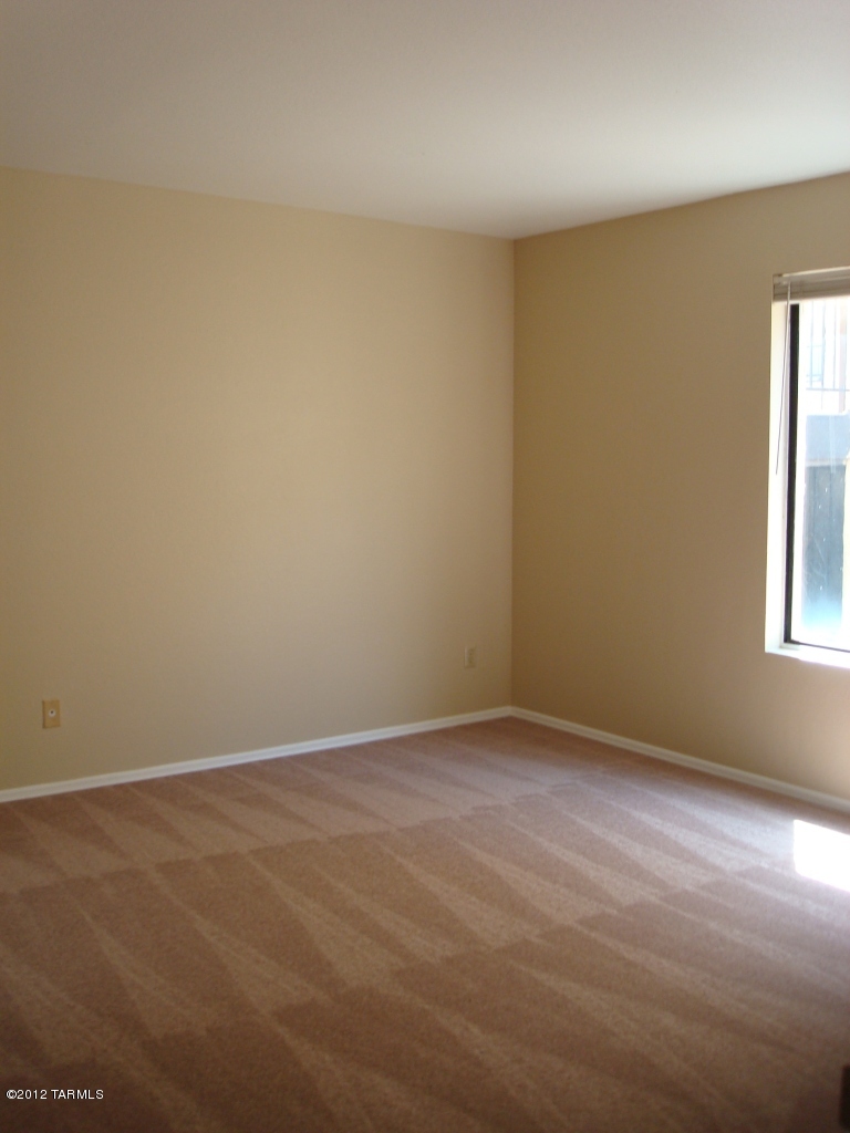 8267 North Oracle Road, Unit 240 Tucson, AZ 85704 - Photo 7 of 15