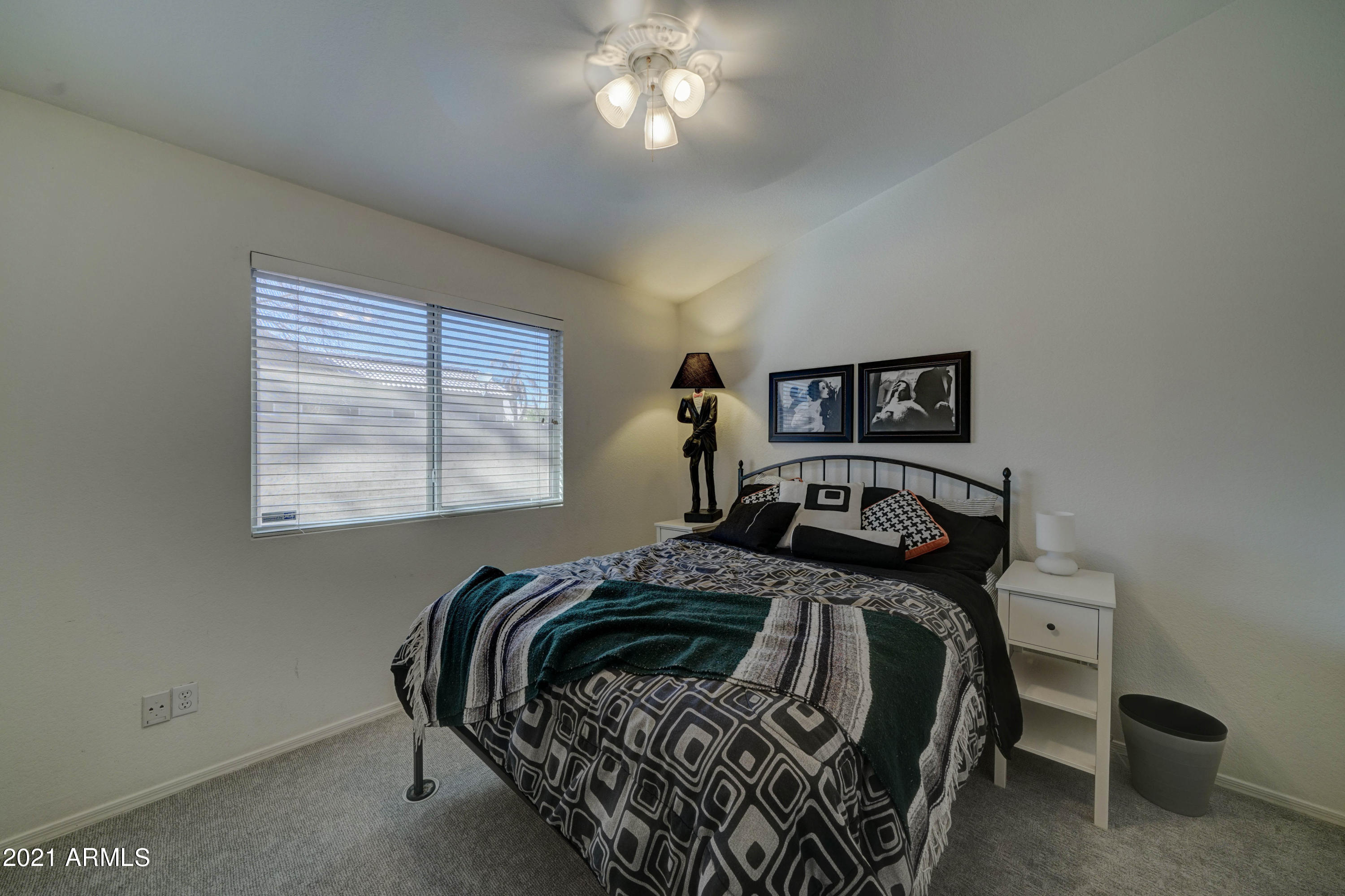 282 West El Freda Road Tempe, AZ 85284 - Photo 19 of 33 282 W El Freda-19