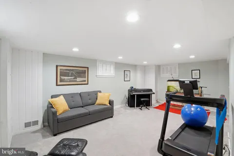 $799,000 | 9601 Bruce Drive, Silver Spring, MD 20901