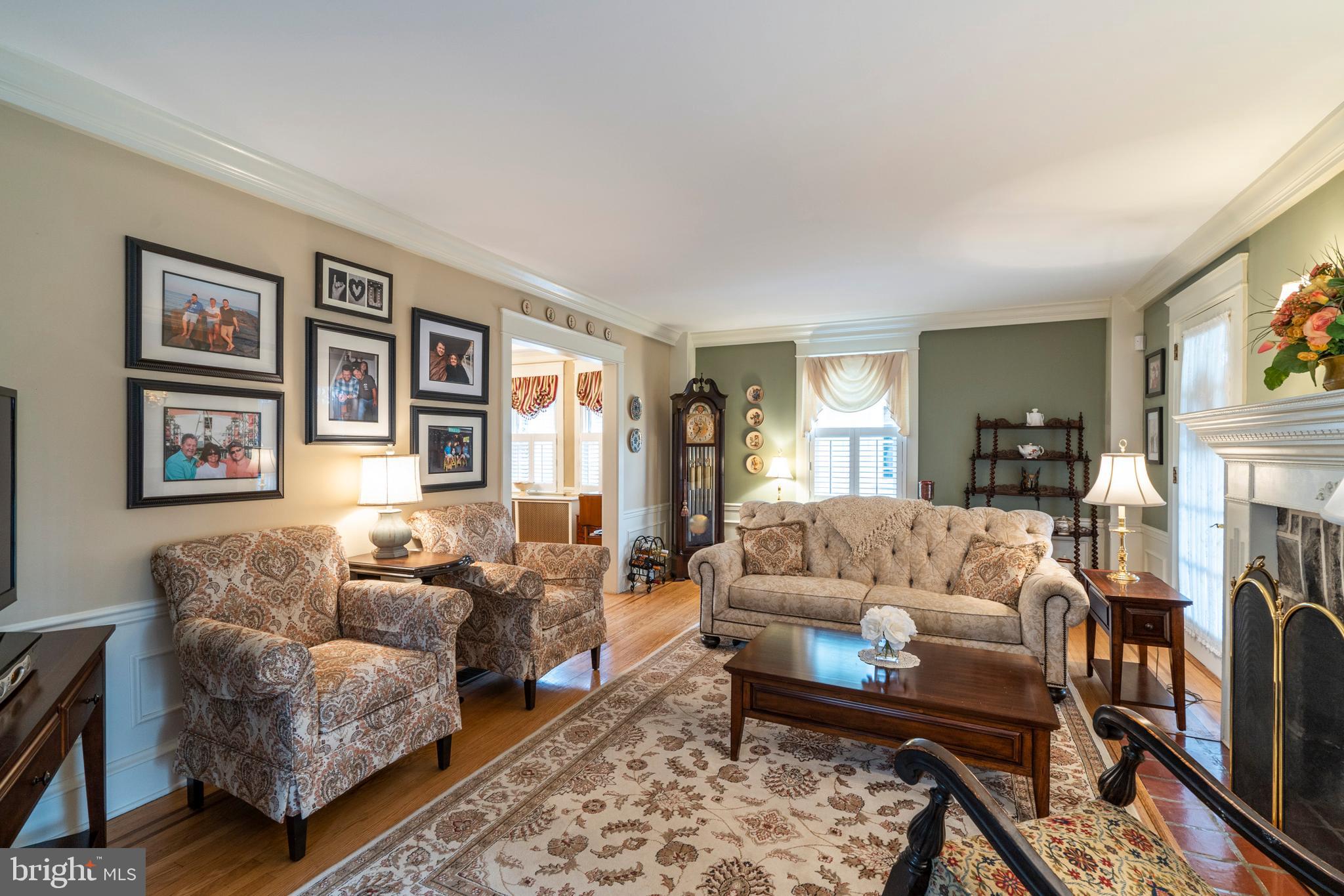 172 Sycamore Road Havertown, PA 19083 - Photo 8 of 34