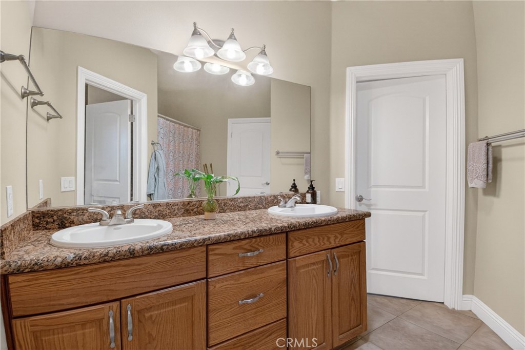 11380 Rochester Road Phelan, CA 92371 - Photo 35 of 55