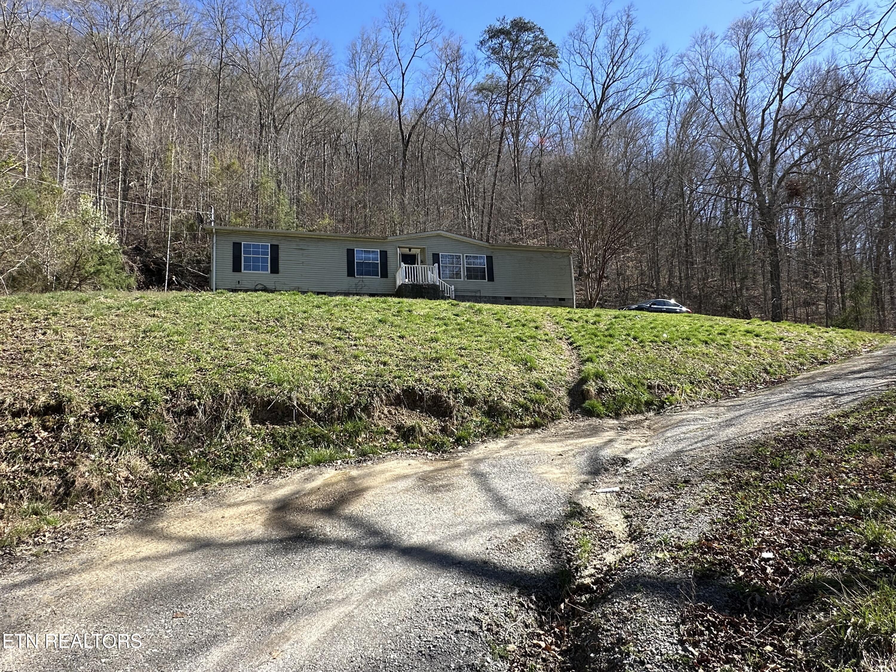 6745 Poor Valley Road Rutledge, TN 37861 - Photo 5 of 11 IMG_8975 2