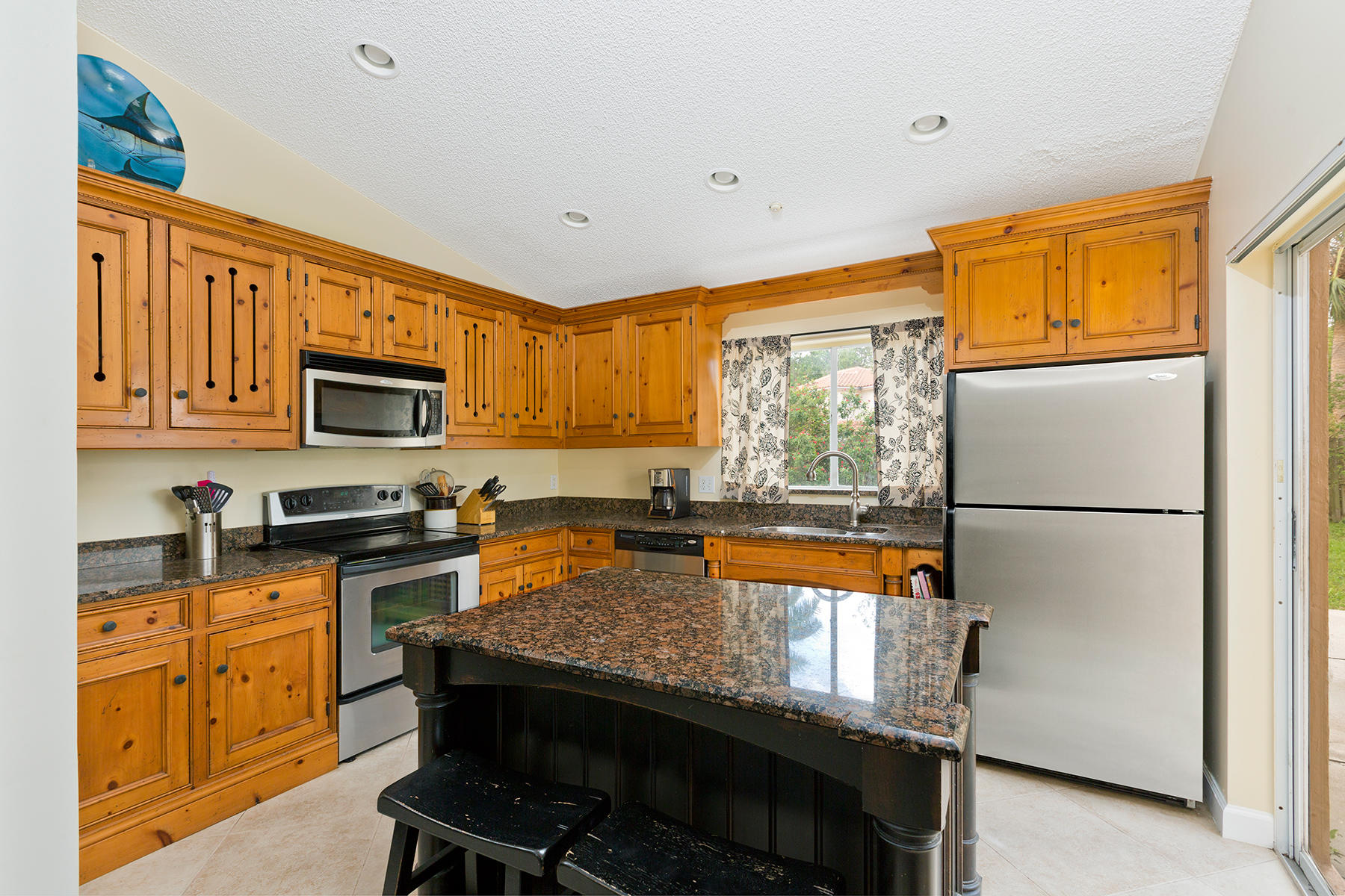 22463 Overture Circle Boca Raton, FL 33428 - Photo 8 of 21 Kitchen w/ Island