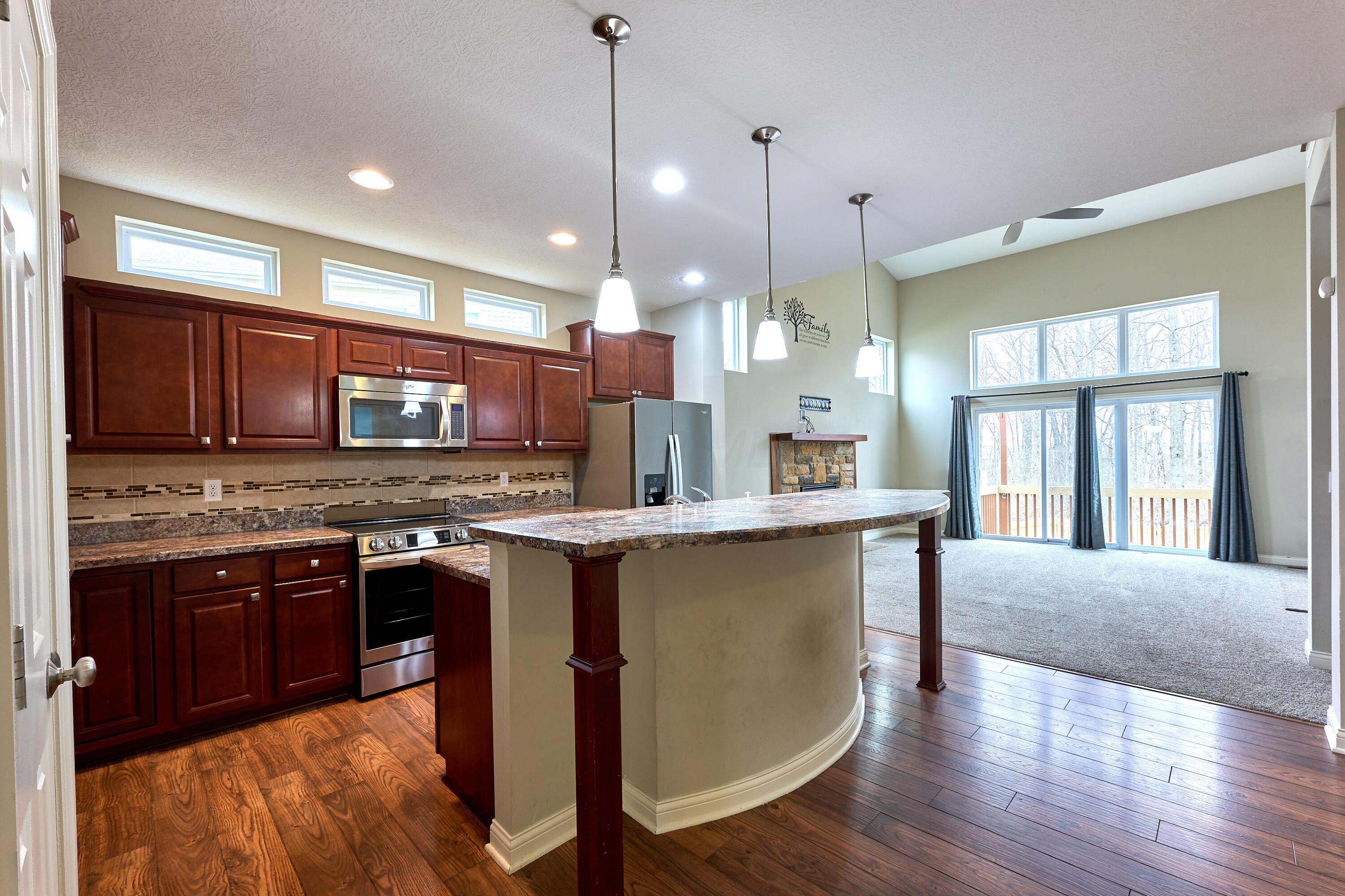 244 Cambridge Road Delaware, OH 43015 - Photo 11 of 129 244 Cambridge
